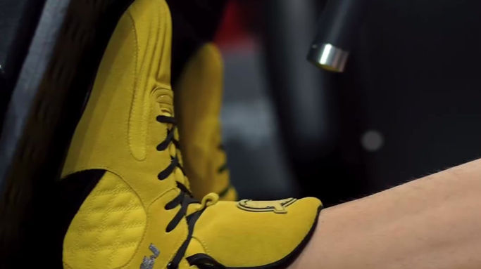 Comodidad, calidad y estilo la fórmula perfecta que encontrarás en nuestras MT SHOES .En esta navidad regala o lleva tu zapatilla favorita, por solo $299.900 pesos Co Colores disponibles para mujer y hombre ️ ️ ¿Qué espe